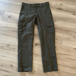 Dickies slim straight 33x32 cargo pants skateboarding workwear excellent olive